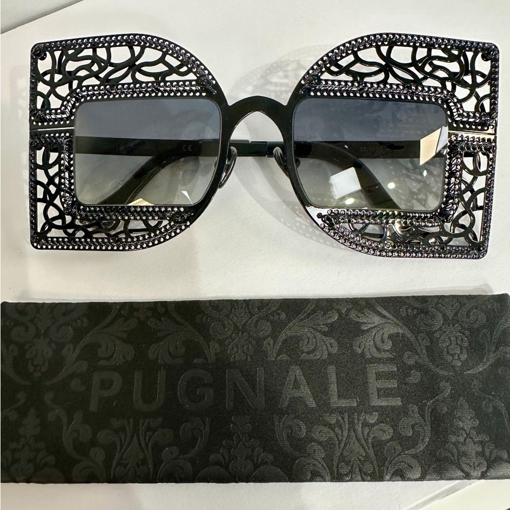 Pugnale sunglasses new with box